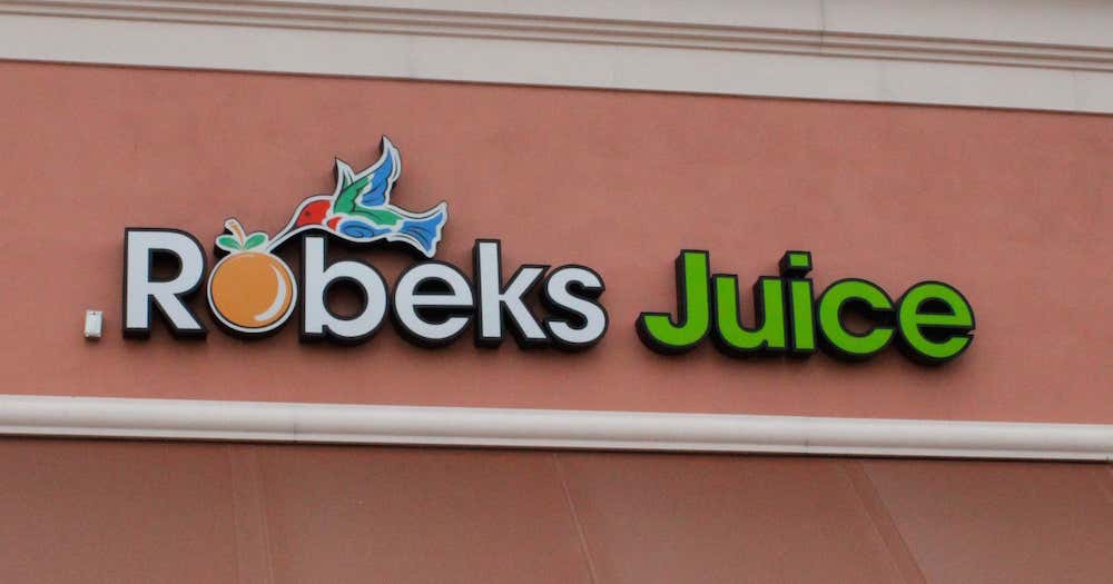 Robeks Fresh Juices and Smoothies, Miami Roadtrippers
