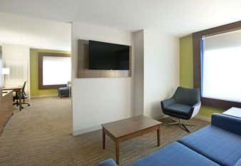 Photo of Holiday Inn Express & Suites Austin Downtown - University, an IHG Hotel
