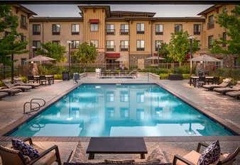 Photo of Hampton Inn & Suites Windsor - Sonoma Wine Country