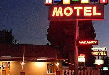 Photo of Holiday Motel Bend