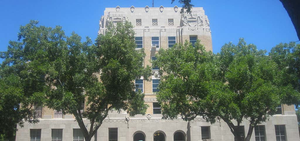 Photo of Eastland County Courthouse