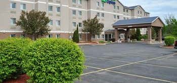 Photo of Holiday Inn Express & Suites Ashland