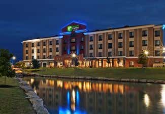 Photo of Holiday Inn Express & Suites Glenpool-Tulsa South