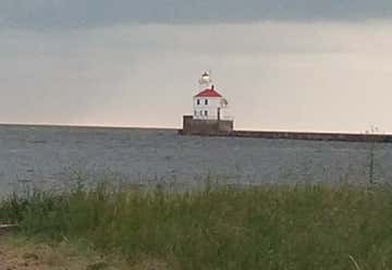 Photo of Wisconsin Point Lighthouse
