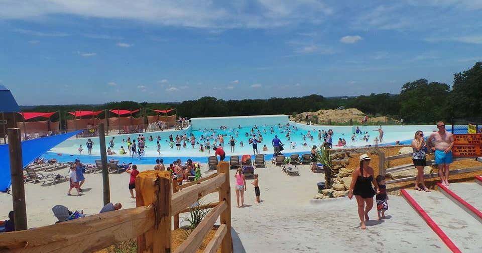 Splash Kingdom Wild West, Hudson Oaks Roadtrippers