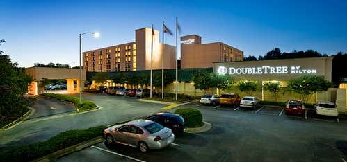 Photo of DoubleTree by Hilton Hotel Baltimore - BWI Airport