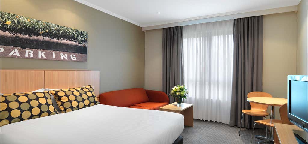 Photo of Travelodge Hotel Macquarie North Ryde Sydney