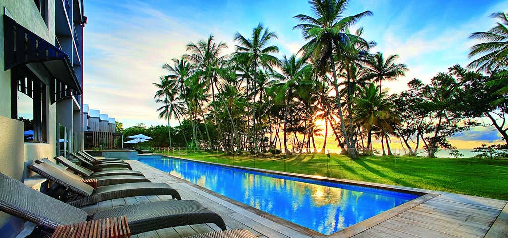 Photo of Castaways Resort and Spa, Mission Beach