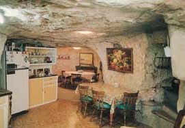 Photo of Faye's Underground Home And Opal Mine