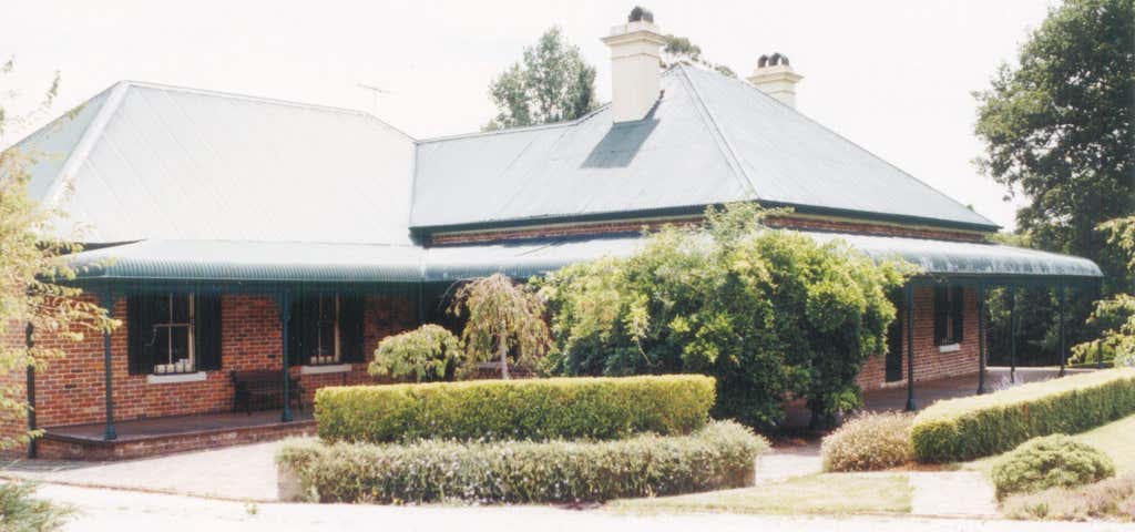 Photo of Heronswood House