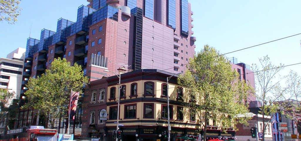 Photo of Paramount Apartments Melbourne