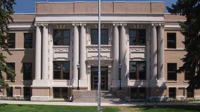 st-louis-county-district-courthouse-virginia-mn-roadtrippers