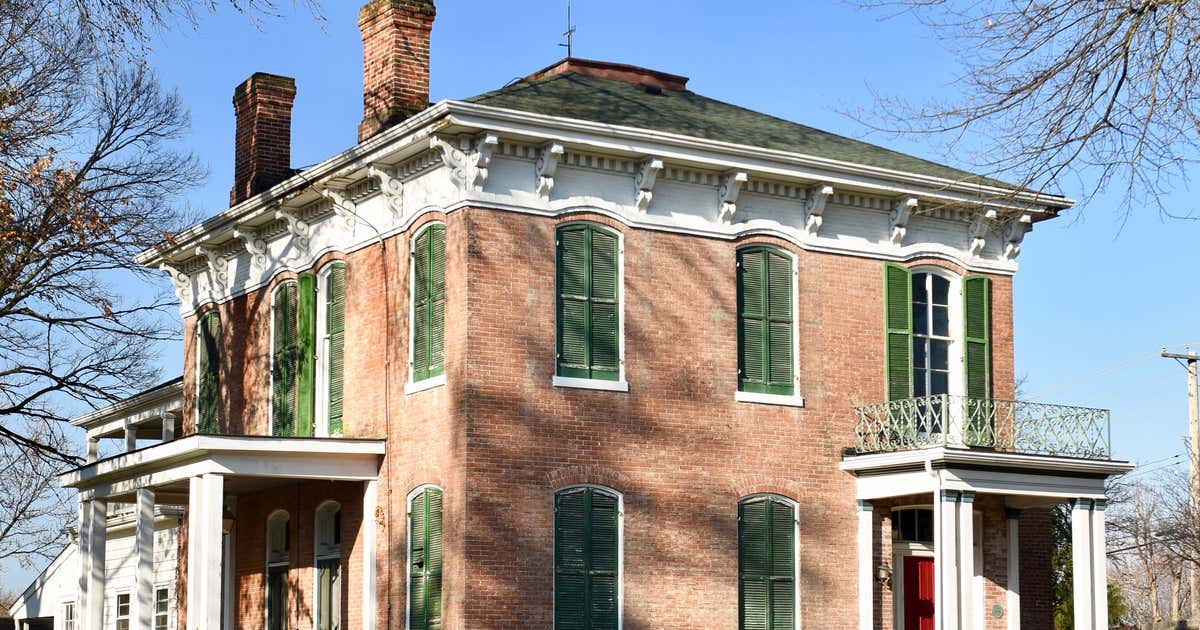 Samuel Stewart Watson House, St. Charles Roadtrippers