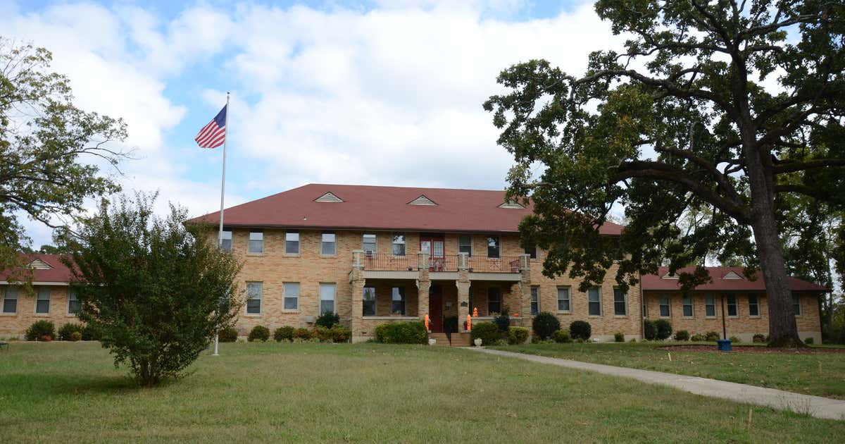 Interstate Orphanage, Hot Springs Roadtrippers