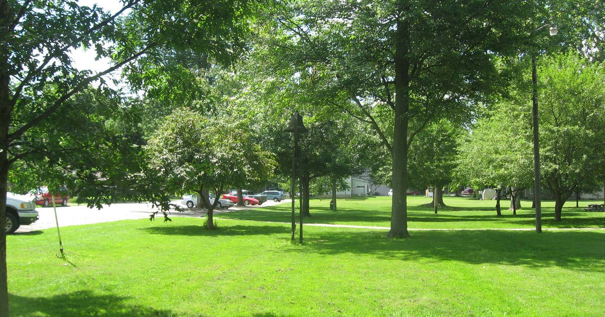 Nappanee West Park and Pavilion, Nappanee Roadtrippers