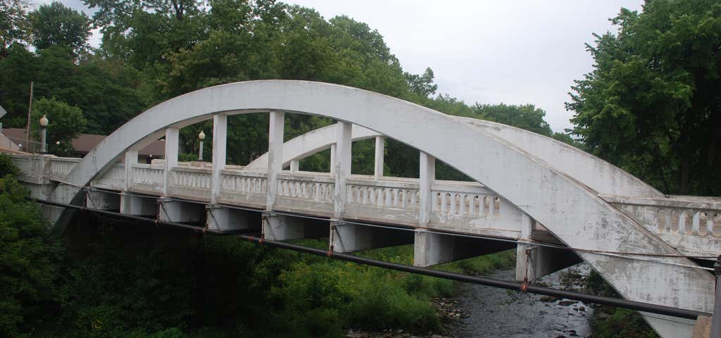 Photo of Spring Street Bridge