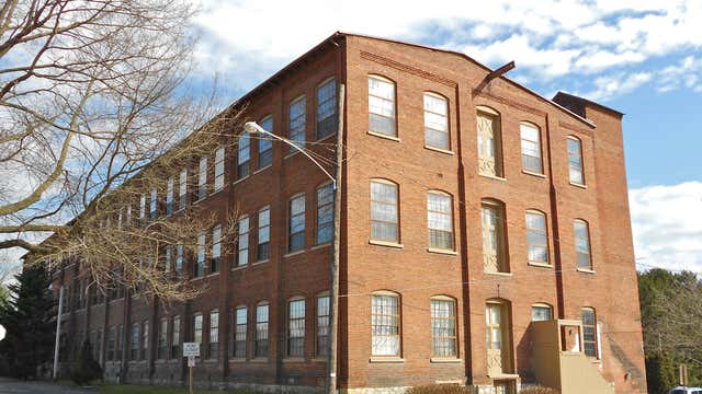 Ashley And Bailey Silk Mill Marietta Pa Roadtrippers