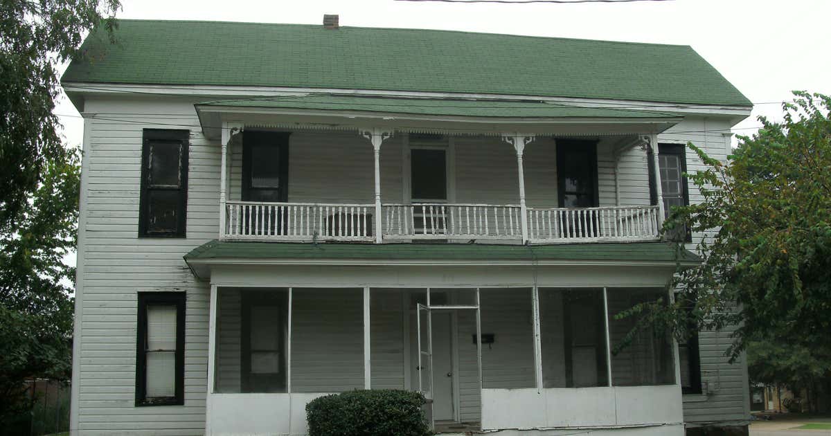 Latimore Tourist Home, Russellville Roadtrippers