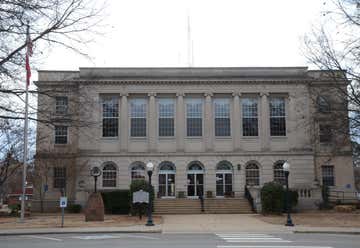 Photo of Johnson County Courthouse
