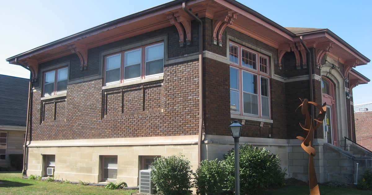 Spencer Public Library, Spencer Roadtrippers