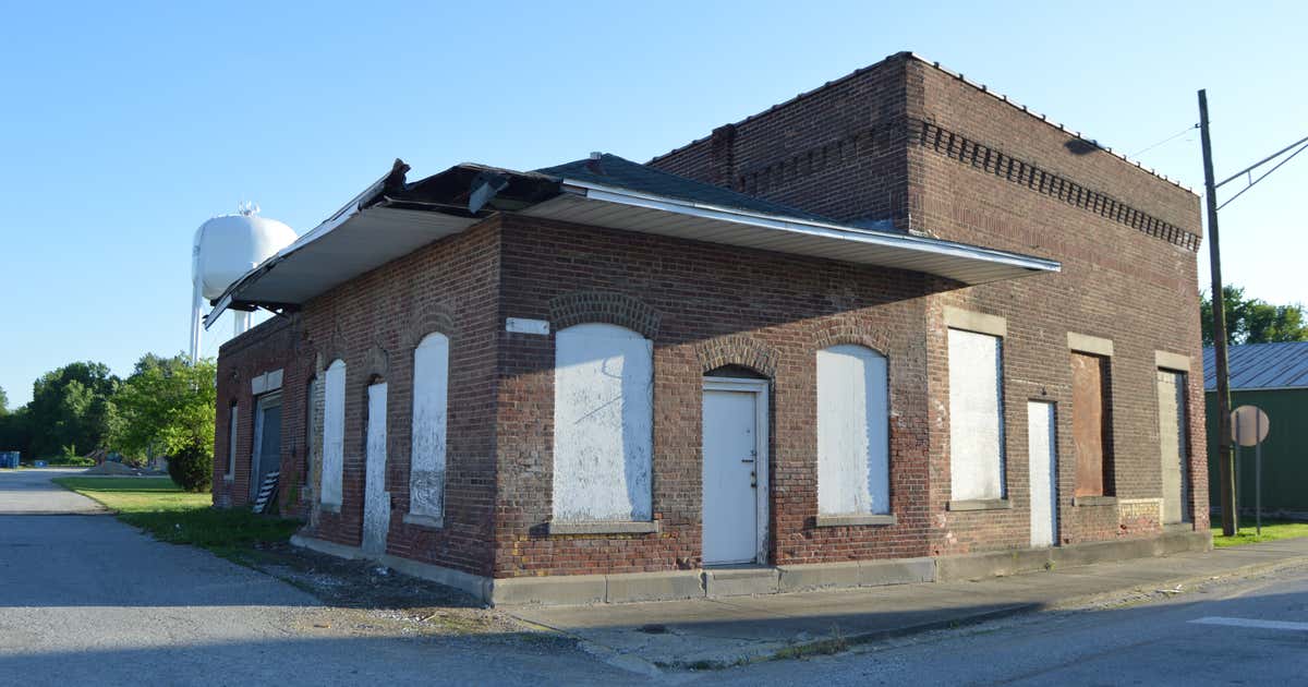 Shelburn Interurban DepotTHI&E Interurban Depot, Shelburn Roadtrippers