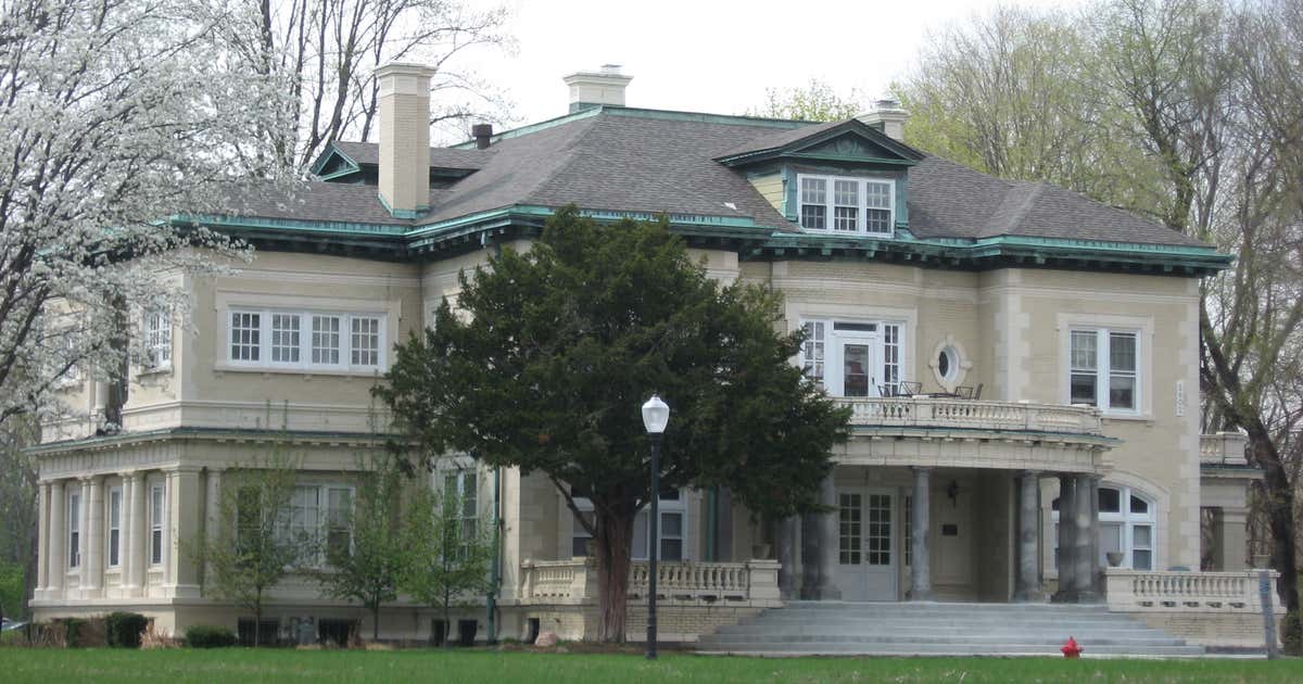 Henry F. Campbell Mansion, Indianapolis Roadtrippers