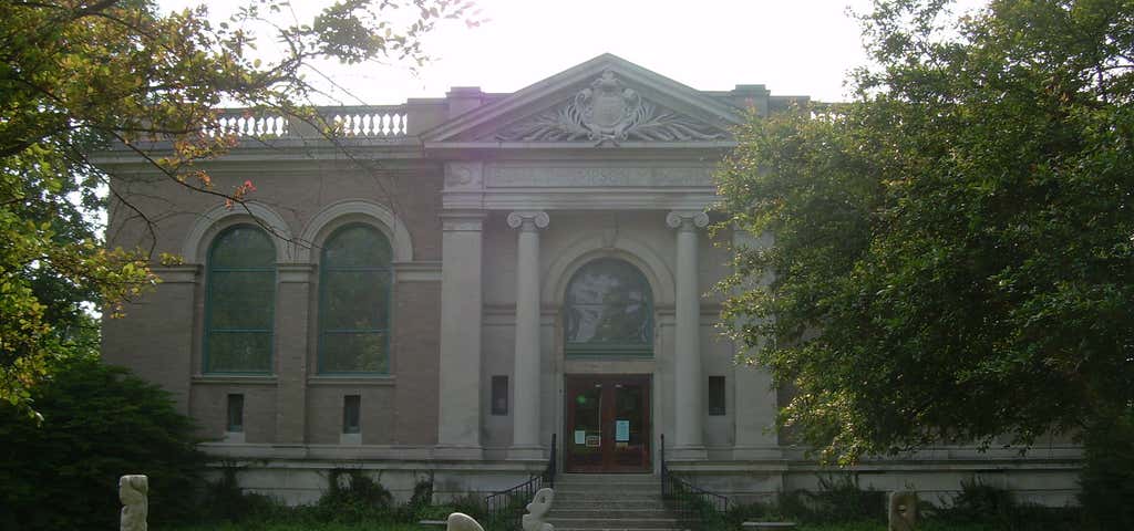 Photo of Bona Thompson Memorial Center