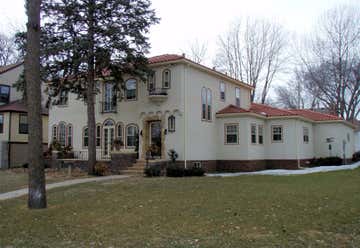 Photo of Nokomis Knoll Residential Historic District