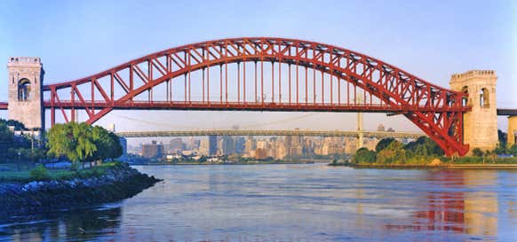 Photo of Hell Gate Bridge