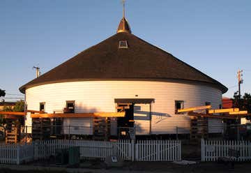 Photo of De Turk Round Barn