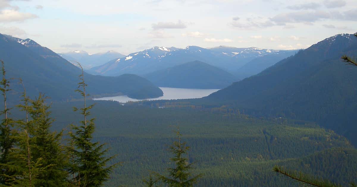 Chester Morse Lake, Washington Roadtrippers