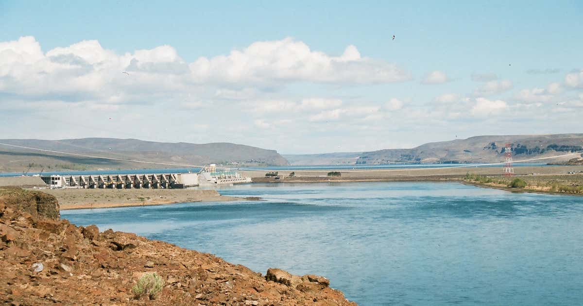 Wanapum Dam, Washington Roadtrippers