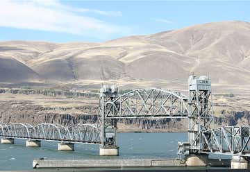 Photo of Oregon Trunk Bridge
