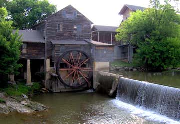 Photo of Pigeon Forge Mill