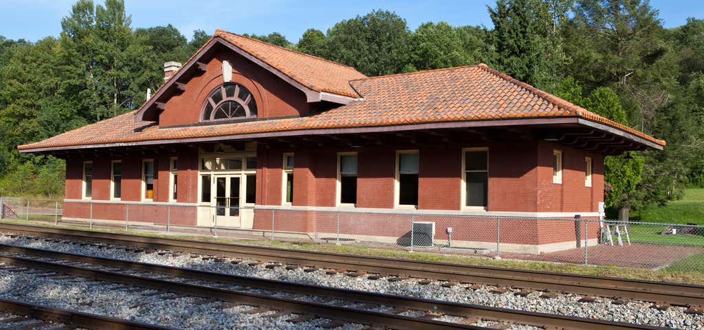 Photo of Tunnelton Railroad Depot