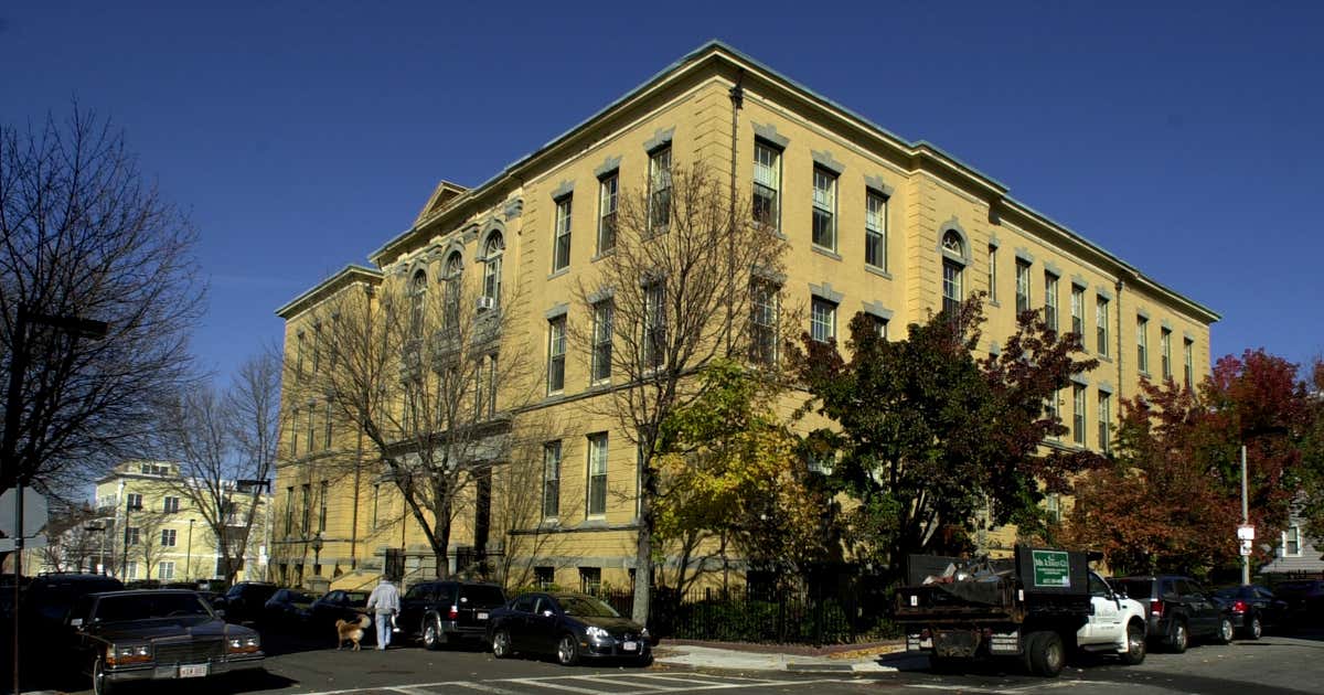 Bigelow School, Boston Roadtrippers