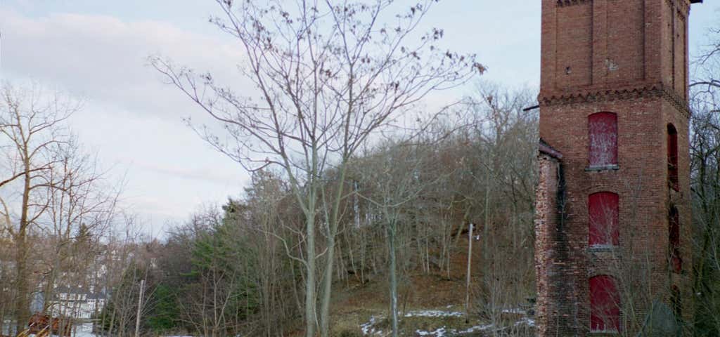 Photo of Hop-O'-Nose Knitting Mill