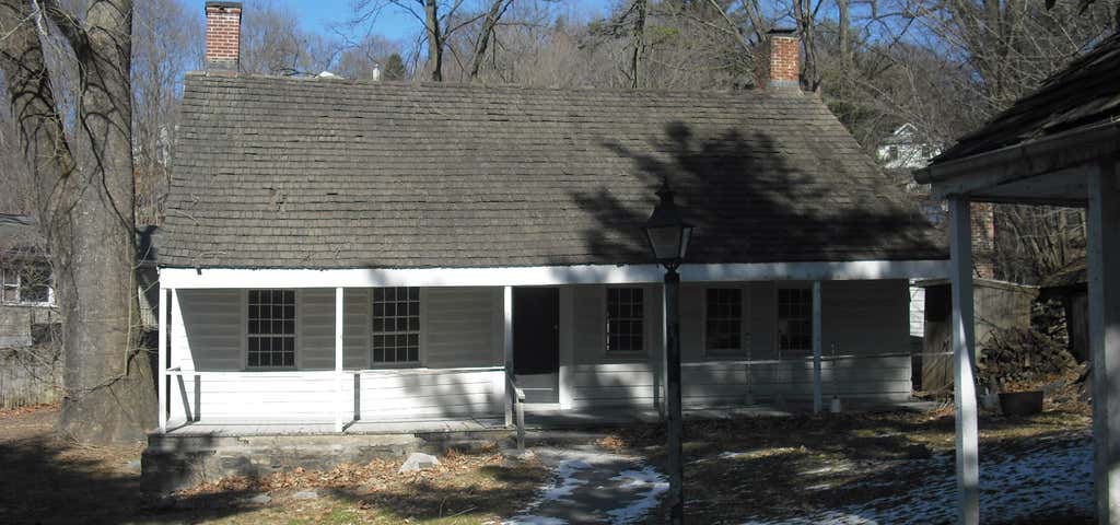 Photo of Miller House