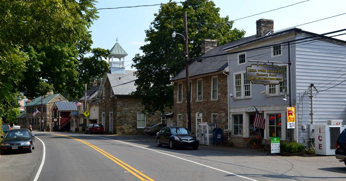 Hillsboro Historic District, Virginia Roadtrippers