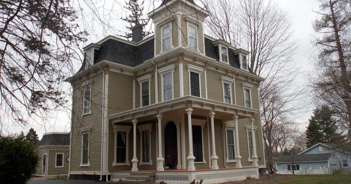 Leonard Bond Chapman House, Portland Roadtrippers