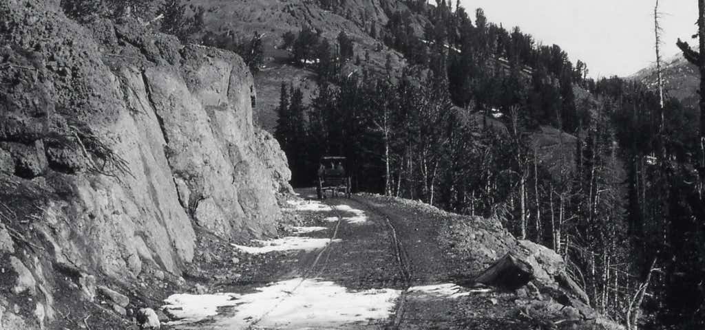 Photo of Dunraven Pass