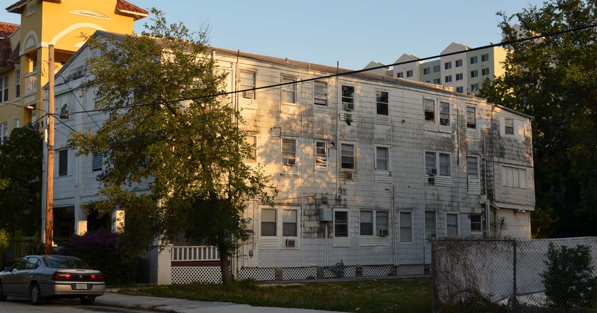Lummus Park Historic District, Miami Roadtrippers