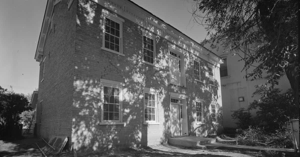 Canute Peterson House, Ephraim Roadtrippers