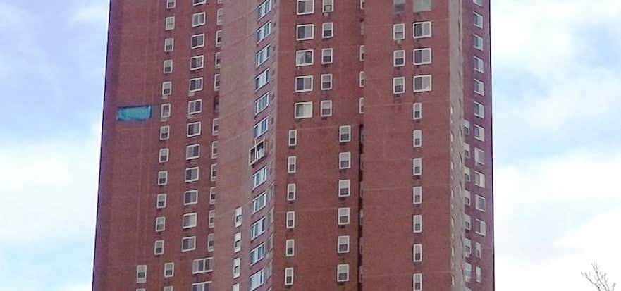 Confucius Plaza, New York Roadtrippers