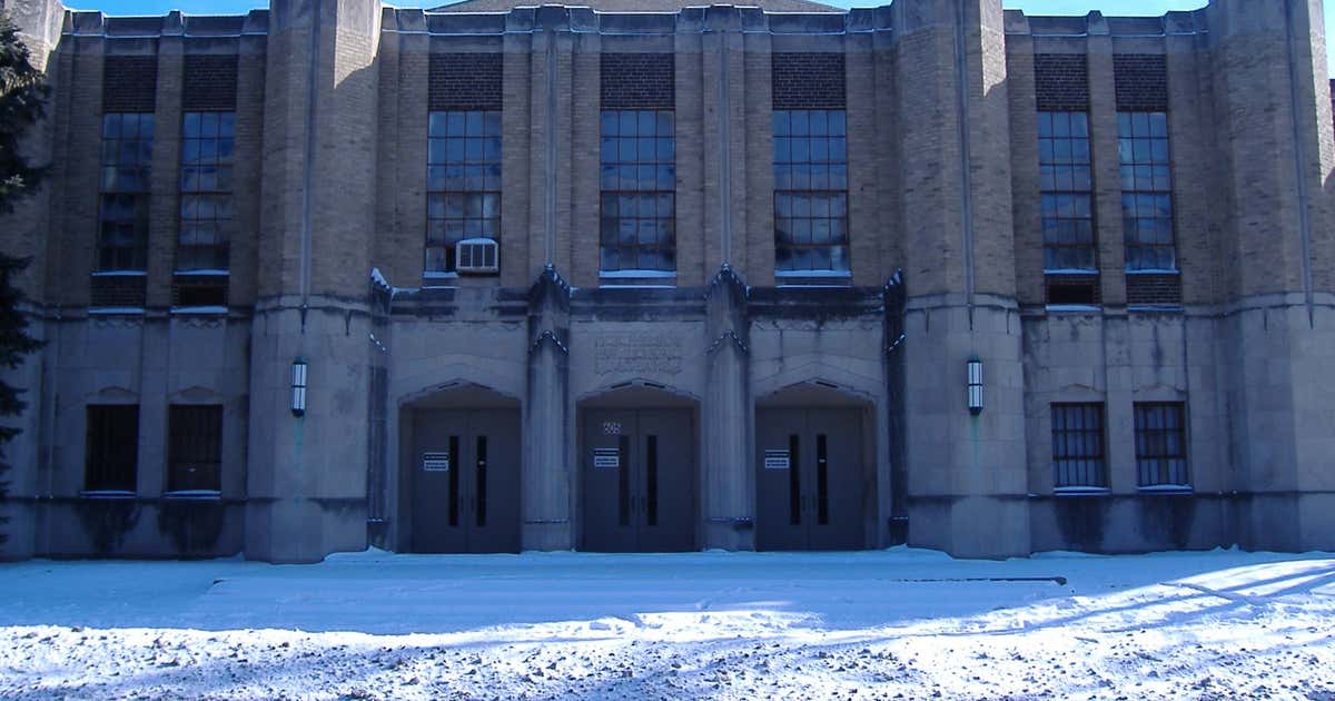 Rockford Illinois National Guard Armory, Rockford Roadtrippers