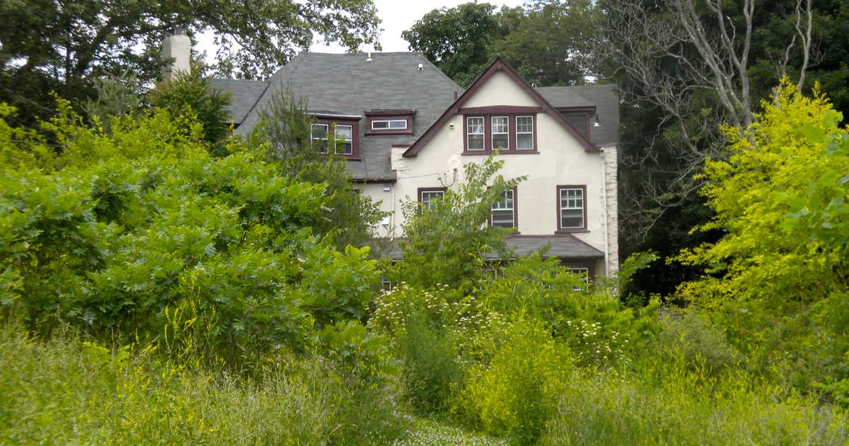 Mayfair House, Philadelphia Roadtrippers