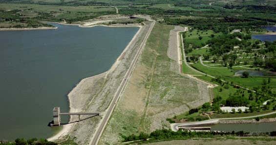 Tuttle Creek Lake, Kansas Roadtrippers