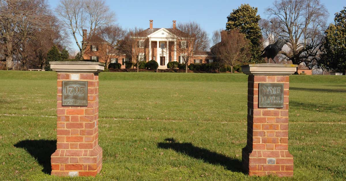 Wye Hall, Queenstown Roadtrippers