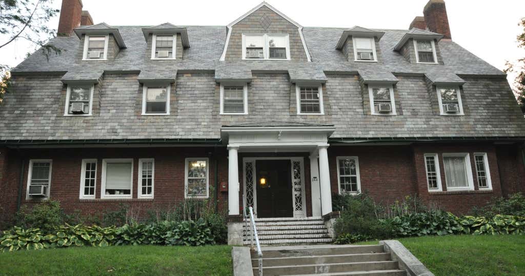 Walker Home for Missionary Children, Newton Roadtrippers