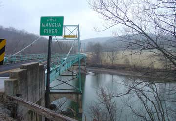 Photo of Little Niangua Suspension Bridge